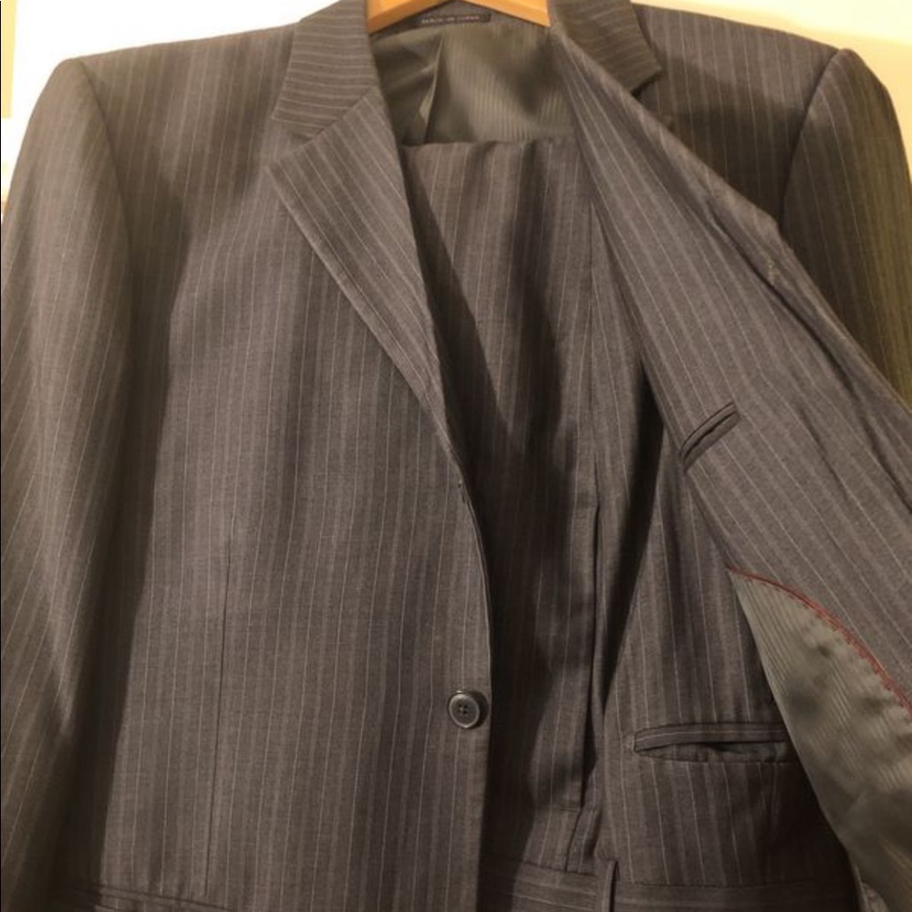 Men’s  Gray pinstriped suit